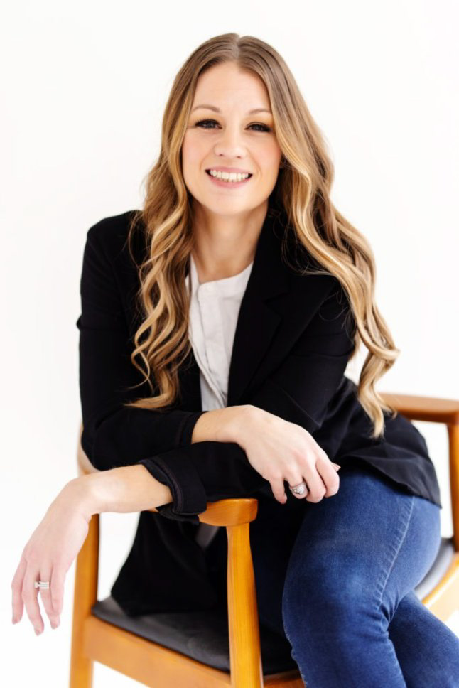 Lauren Tubesing Headshot